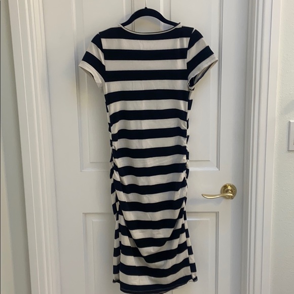 Maternity Dress - Picture 4 of 4